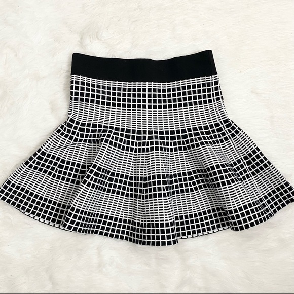 Forever 21 Dresses & Skirts - FOREVER 21 Black and White Peplum Mini Skirt